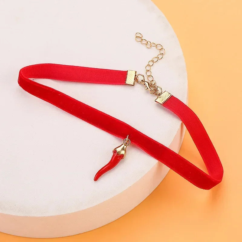 Simple Vintage Choker