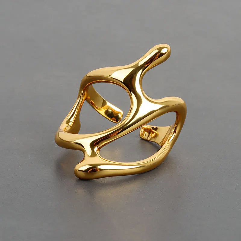 טבעות אופנה גיאומטריות