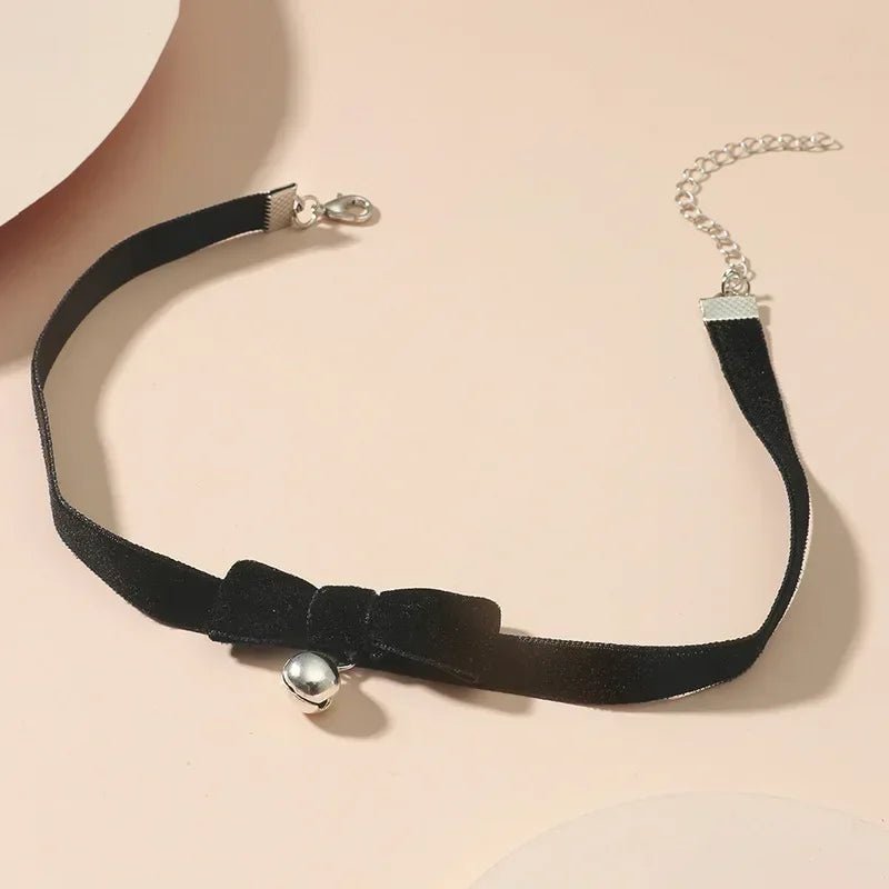 Simple Vintage Choker