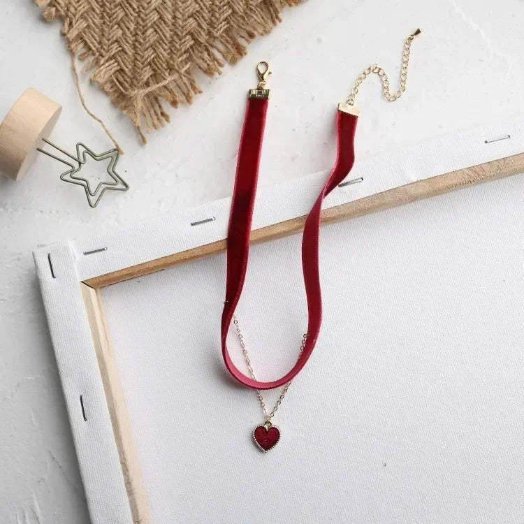 Simple Vintage Choker