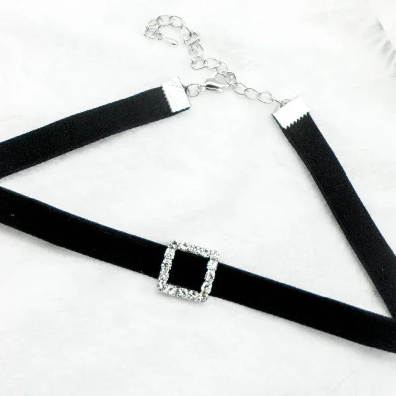Simple Vintage Choker