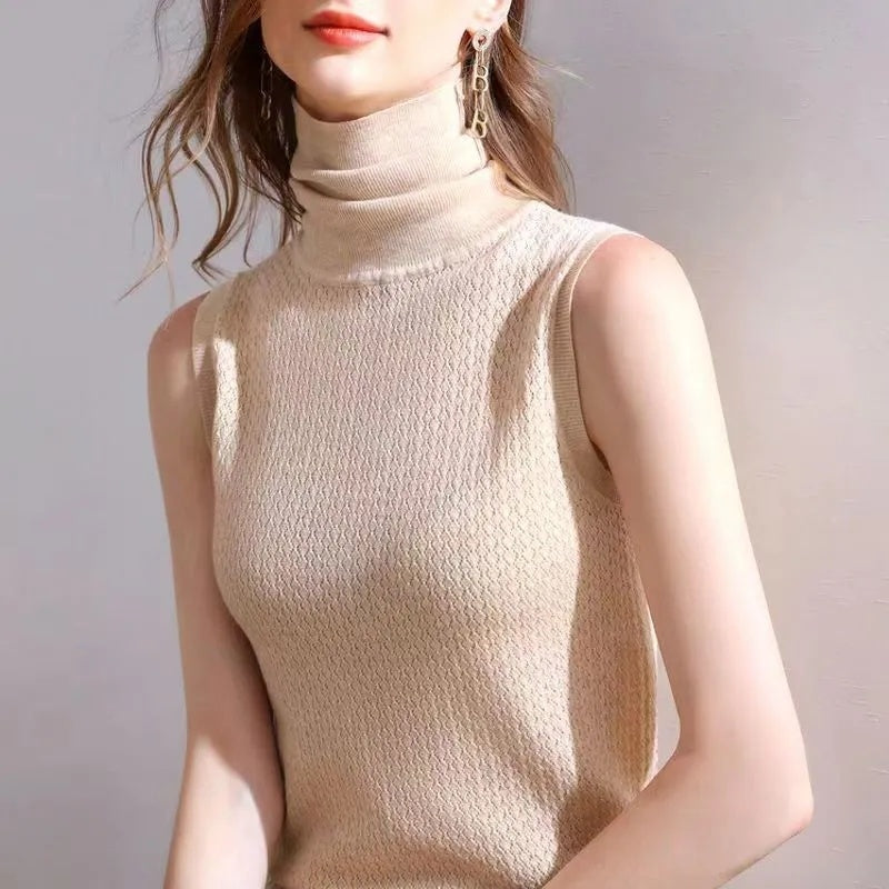 Short, Long-sleeved Slimming With A Soft, Waxy Knit Base