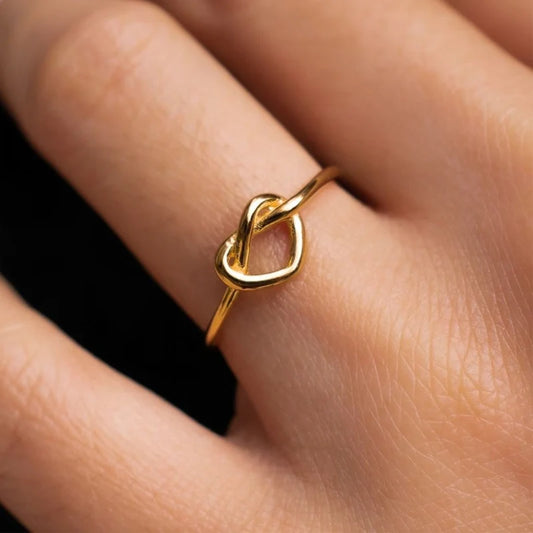 Simple Aesthetic Heart Ring