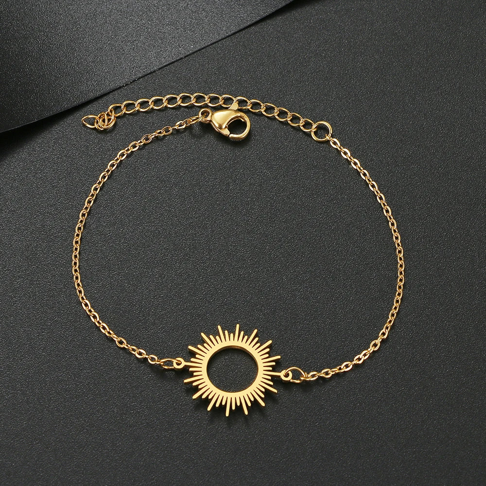 Simple Sun Charm Bracelet