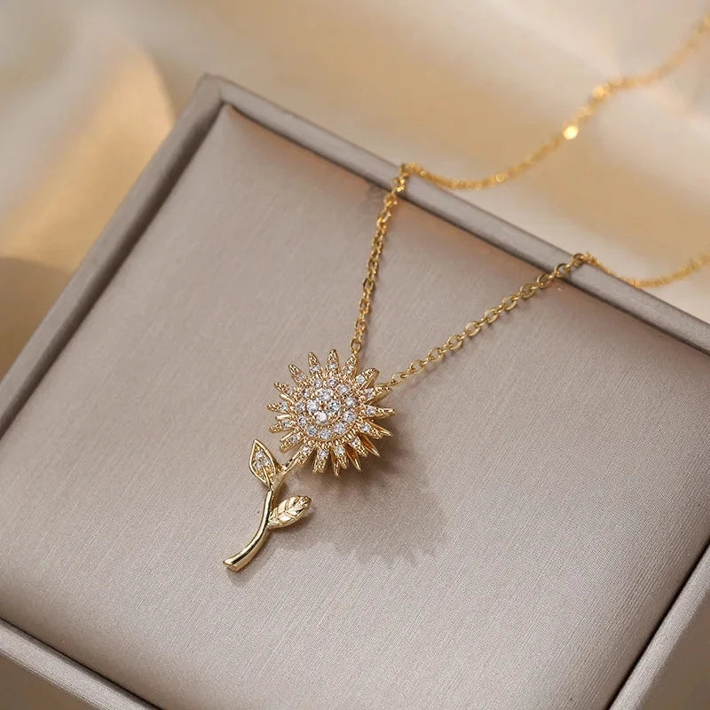 Elegant Sunflower Necklace