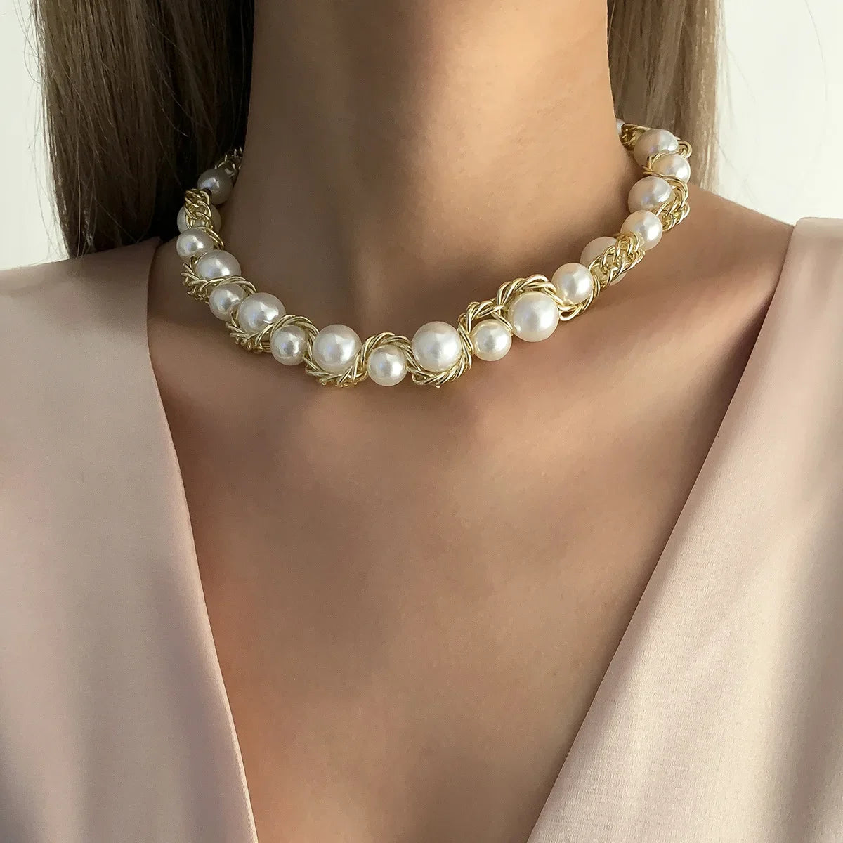 Vintage Unique Pearl Necklace