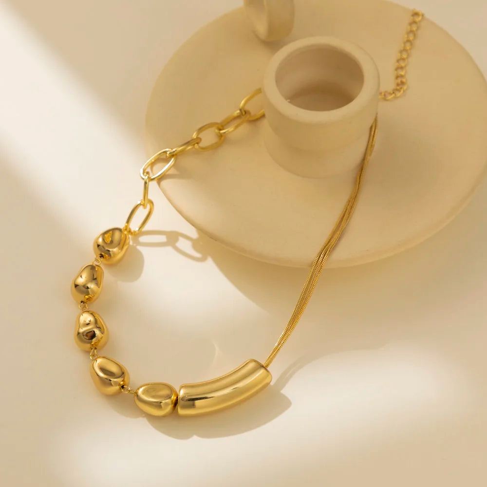 Simple Drop-Shaped Necklace