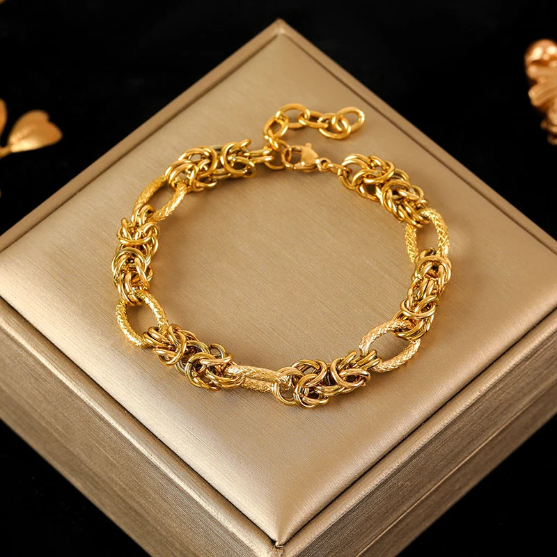 Elegant Twisted Bracelet