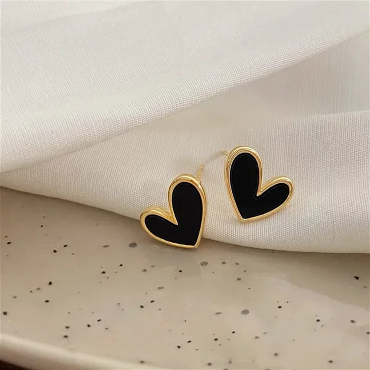 Aesthetic Heart Earrings