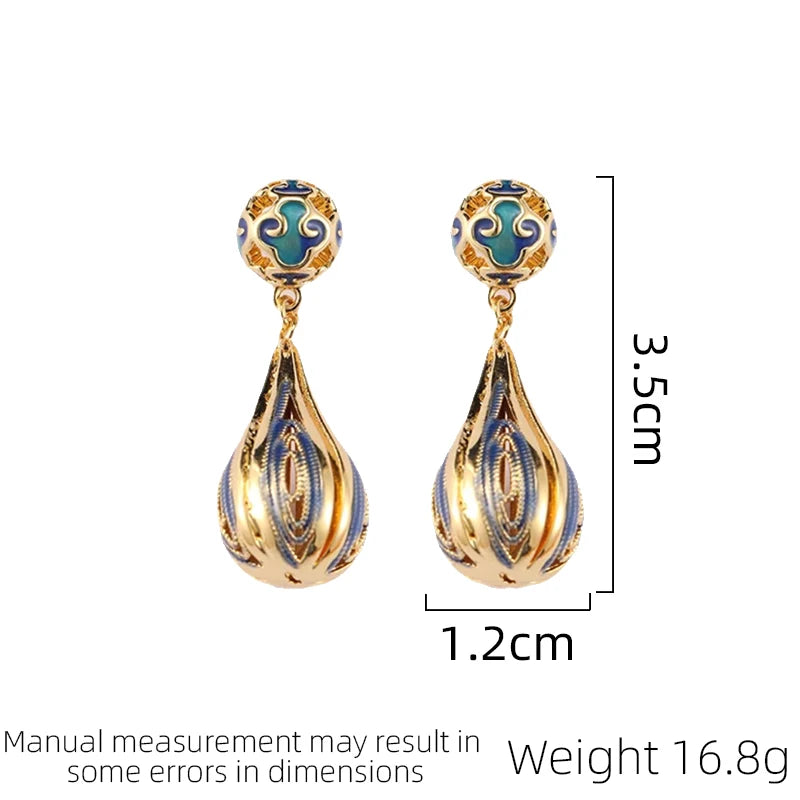 Luxury Carved Oil Drop Earrings