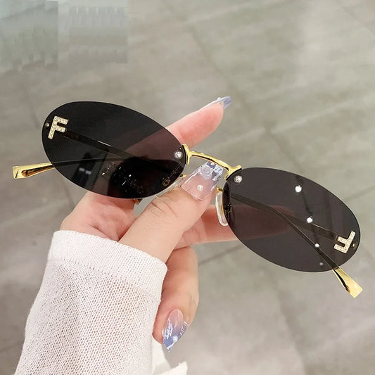 Letter Design Oval Sunglasses