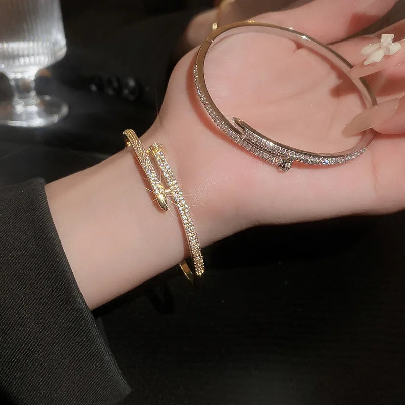 Simple Shiny Bracelet