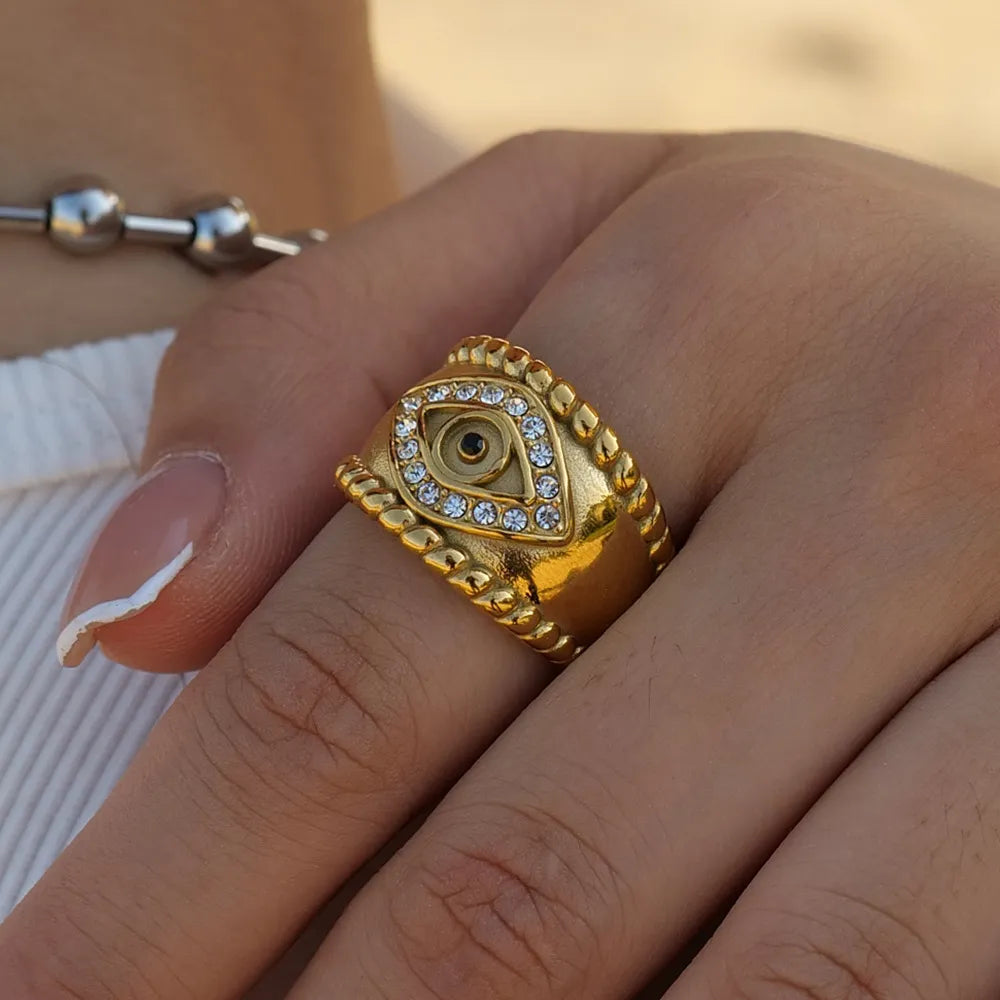 Vintage Eye Ring