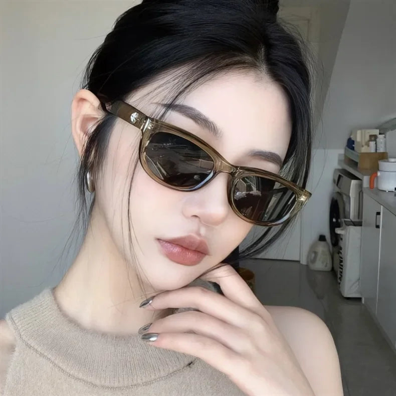 Retro Oval Frame Sunglasses