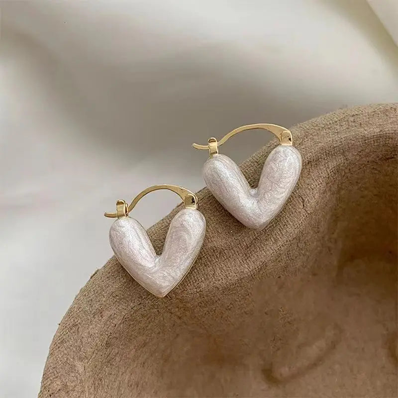 Minimalist Elegant Pearl Earrings